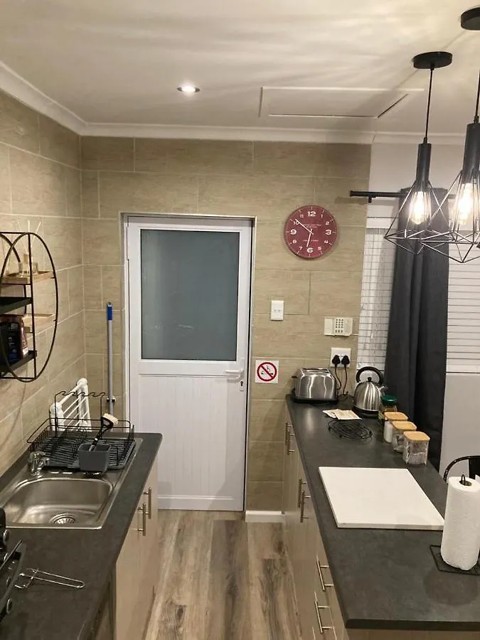 Leafy Retreat Kenridge Trendy Apartment Durbanville South Africa